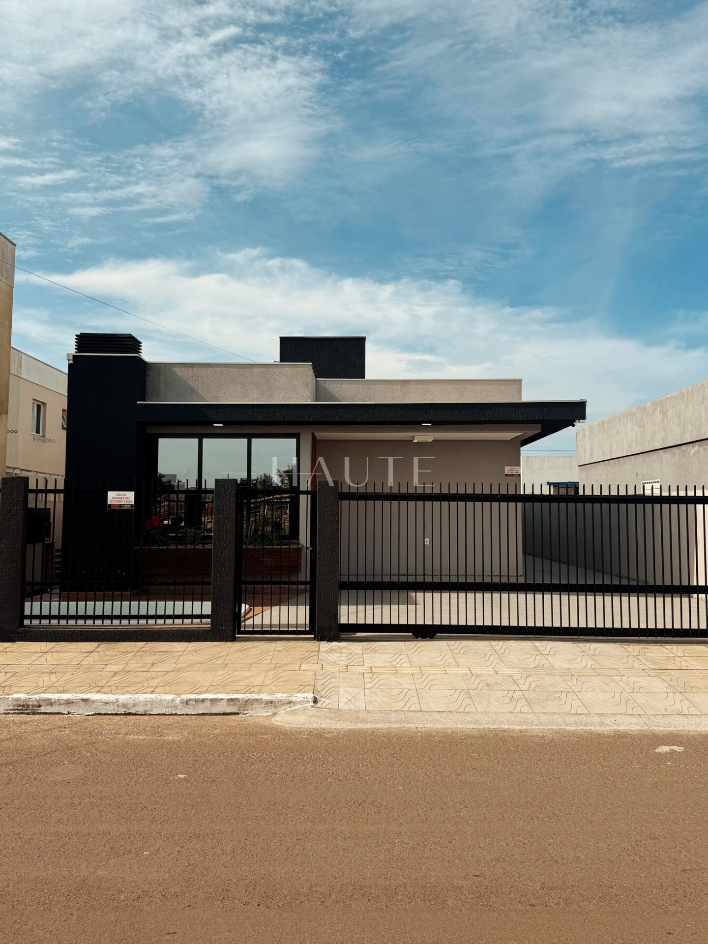 Casa mobiliada de 3 dormitórios com piscina no Novo Passo em Novo Passo, Torres/RS