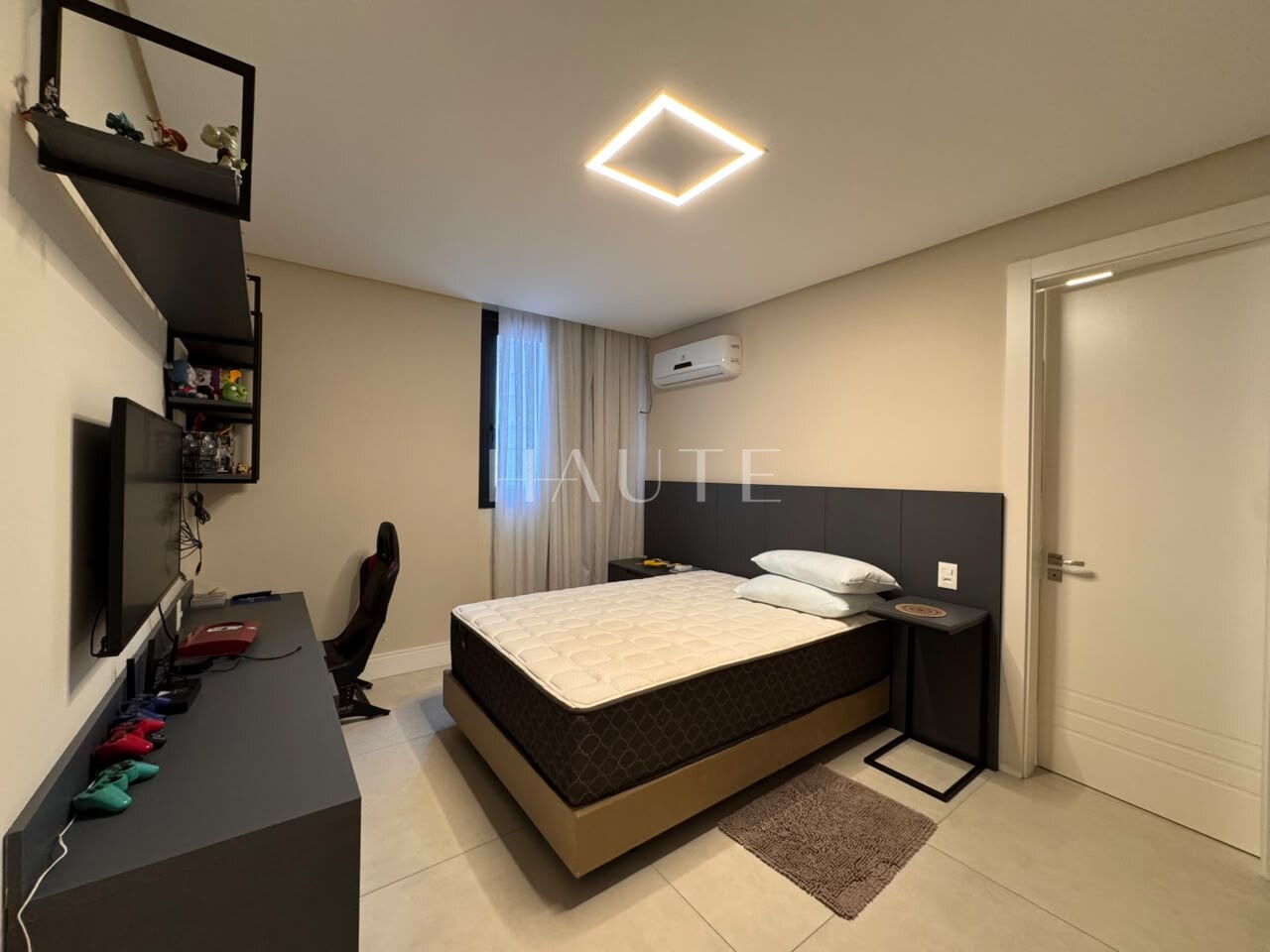 Apartamento 4 suítes mobiliado com vista para o mar em Praia Grande, Torres/RS