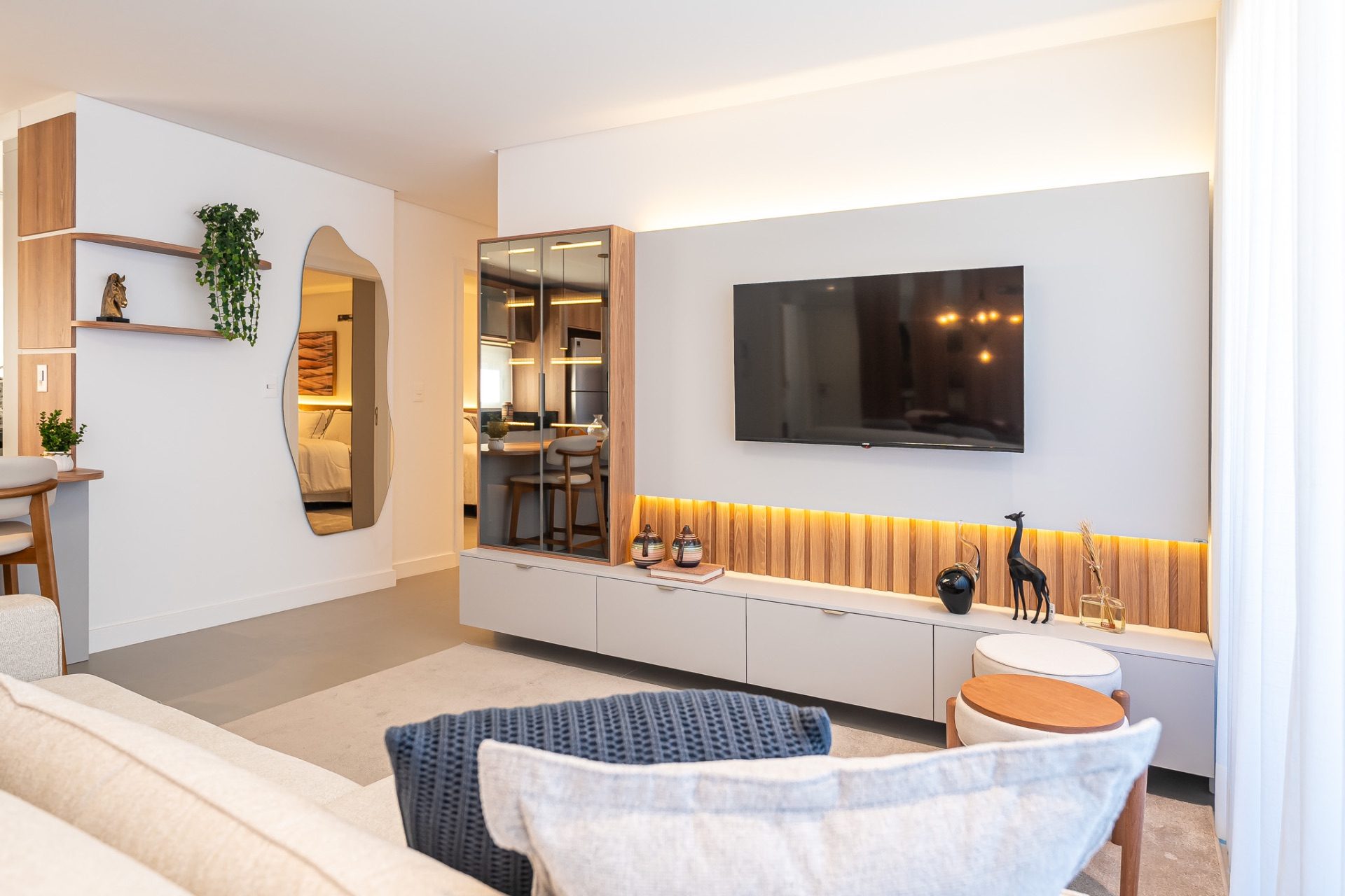 Apartamento com 2 suítes, 2 vaga no Punta del Sole